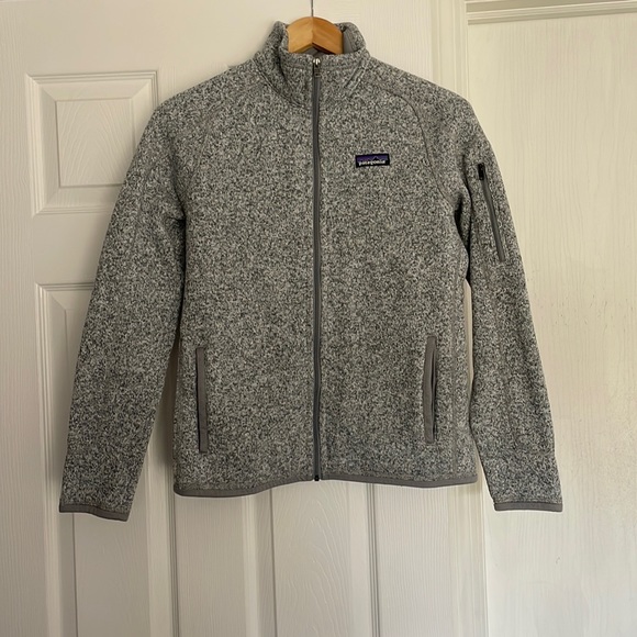 New without tag Patagonia zip sweater.  Size small gray.  Gorgeous and cozy! - Picture 1 of 7